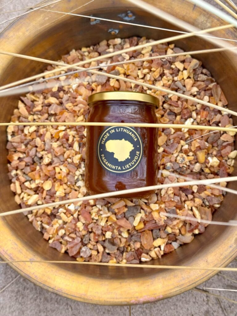Amber honey – honey with amber