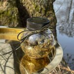 Fermentuoti kanapių lapai ir žiedai