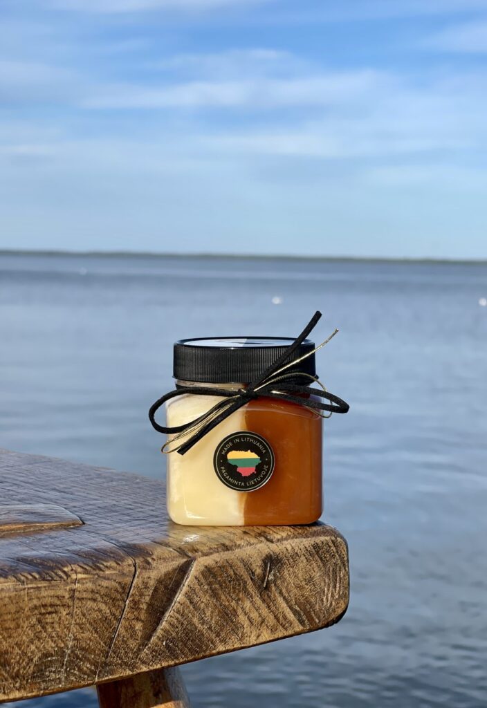 Pavasario - Gegužės ir vasaros - Rugpjūčio dvispalvis medus